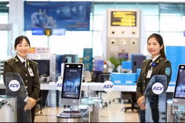 Sân bay Vinh khai thác 13 chuyến bay trong ngày đầu mở cửa trở lại