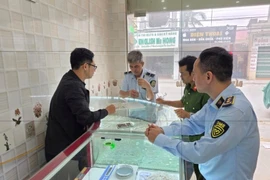 Xử phạt 2 doanh nghiệp vàng bạc ở Thanh Hóa bán hàng giả mạo nhãn hiệu