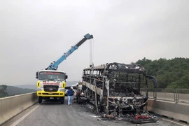 Cao tốc Diễn Châu – Bãi Vọt thông xe trở lại sau vụ cháy xe khách