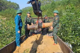 Phát hiện bom 350 kg còn nguyên kíp nổ khi đào móng xây nhà ở Nghệ An