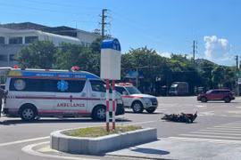 Va chạm với xe ô tô, nam shipper ở Nghệ An tử vong