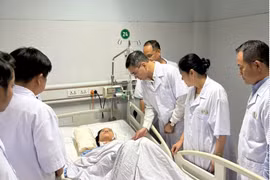 Sức khỏe điều dưỡng bị tấn công bằng dao ở Nghệ An đã ổn định