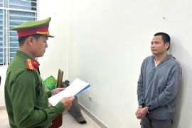 Khởi tố đối tượng cầm đầu đường dây 'đưa trái phép thông tin lên mạng'