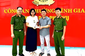 Nữ giáo viên ở Thanh Hóa trả lại gần 80 triệu đồng cho khách bỏ quên 