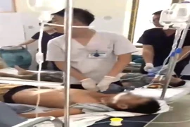 6 người nhập viện trong tình trạng hôn mê sâu nghi ngộ độc do uống rượu