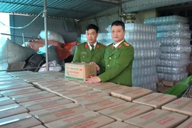 Chủ cơ sở giấm gạo nếp dùng axit công nghiệp đánh lừa người tiêu dùng