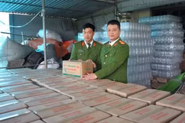 Chủ cơ sở giấm gạo nếp dùng axit công nghiệp đánh lừa người tiêu dùng