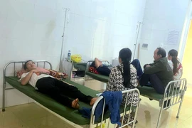 Cứu sống 2 người dân ở xã miền núi Nghệ An ăn phải nấm độc