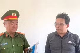 Bắt đối tượng hứa "chạy" giấy tờ đất để chiếm đoạt gần 1 tỷ đồng