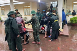 Nghệ An gấp rút di dời người dân khỏi khu vực nguy hiểm tránh bão Bualoi