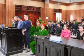 Trùm giang hồ Vi 'Ngộ' lĩnh thêm 3 năm tù vì tội đưa hối lộ