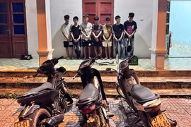 Bắt nhóm quái xế sử dụng kiếm đe dọa người đi đường