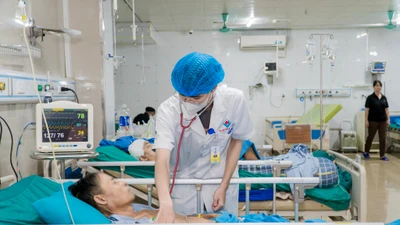 Chạy đua từng giây giành sự sống cho người bệnh vỡ u gan