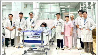 Giành lại sự sống cho người bệnh ngừng tim sau mổ u