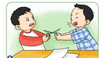 Chơi đùa ngày hè, bé gái 7 tuổi bị kéo cắt vào lưỡi