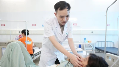 Thanh niên 18 tuổi nguy kịch do vỡ u gan