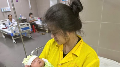 Mang lại sự sống cho trẻ sơ sinh cực non tháng