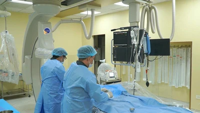Tưởng đau dạ dày người đàn ông suýt chết vì nhồi máu cơ tim