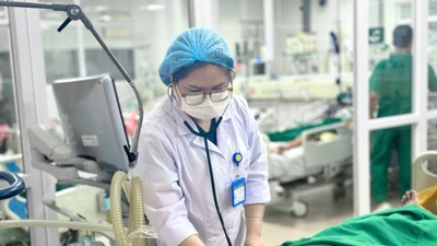  Suýt mất mạng vì viêm tụy cấp do uống rượu mỗi ngày 