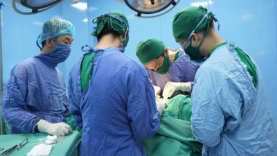 Ung thư tuyến giáp tái phát do bỏ thuốc điều trị