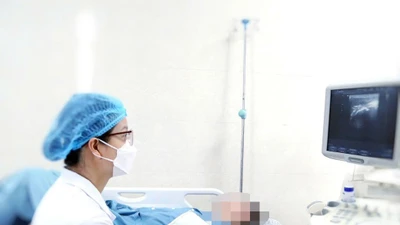 Tiêm Botulinum toxin nhóm A điều trị co cứng cơ sau đột quỵ