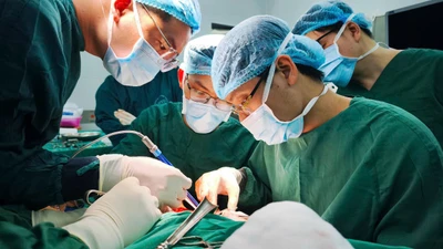 Cụ bà 78 tuổi hoại tử đầu, mặt vì biến chứng zona thần kinh