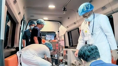 ECMO lưu động cứu bệnh nhi viêm cơ tim cấp