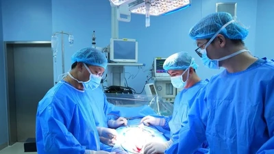 Đặt thể hang nhân tạo “cứu cánh” cho quý ông cương dương
