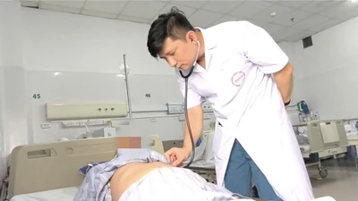 Người đàn ông sụt 20 kg do sốt không tìm ra bệnh, bất ngờ khi được giải mã