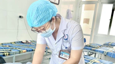Thủy châm điều trị đau cơ xương khớp mạn tính