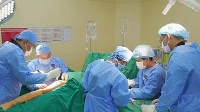 Ngã vào máy cày, người phụ nữ đa chấn thương nghiêm trọng