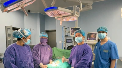 Biến chứng nghiêm trọng do vùi dương vật, hẹp bao quy đầu