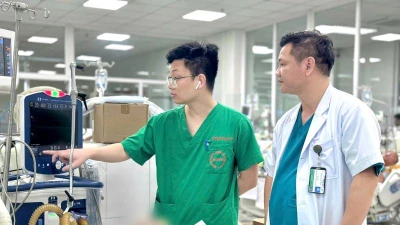 Giành lại sự sống cho người đàn ông vỡ phình động mạch não