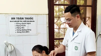 Điều trị thành công liệt chi trên bằng y học cổ truyền