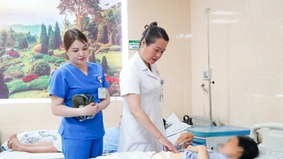 Chậm kinh 5 ngày, người phụ nữ 44 tuổi chửa ngoài tử cung vỡ, trụy mạch