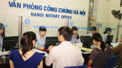 Đi công chứng phải chụp ảnh?
