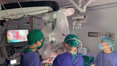 Lấy thành công u góc cầu tiểu não phức tạp cho 2 bệnh nhân ở Quảng Ninh