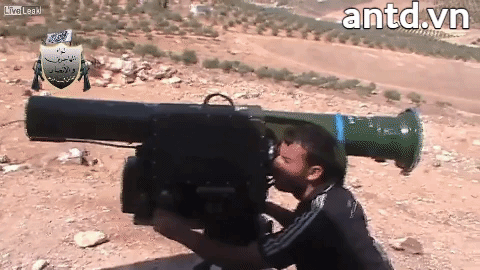 Tại chiến trường Hama trước đây, lực lượng quân đội Syria tự do đã phá hủy những chiếc xe tăng chủ lực T-72 của SAA.