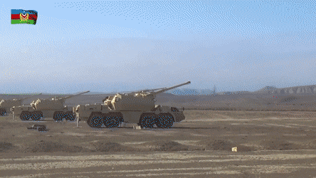 Đúng như dự đoán, truyền thông Nga cho biết, quân đội Azerbaijan đã tiến hành cuộc tấn công bằng pháo và một số quả đạn đã rơi xuống lãnh thổ Iran.