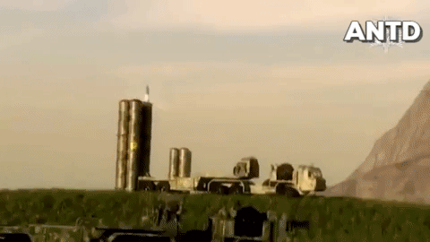 Azerbaijan dùng UAV Thổ Nhĩ Kỳ phá hủy S-300 của Armenia? Azerbaijan dung UAV Tho Nhi Ky pha huy S-300 cua Armenia?