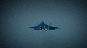 Để không chiến, F-22 Raptor sẽ mang theo 6 tên lửa AIM-120C AMRAAM tầm xa (tầm bắn 120km) và hai tên lửa AIM-9 Sidewinder.