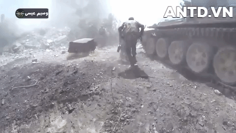 Giới quan sát tin rằng, một cuộc tấn công tổng lực có thể được phát động trong vài ngày tới. Lực lượng SAA đã nhận những chiếc xe tăng T-90A đầu tiên vào năm 2016 khi họ bắt đầu phát động những chiến dịch tấn công quy mô lớn nhằm vào lực lượng phiến quân thánh chiến và tổ chức khủng bố IS.