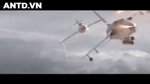 Trong cuộc khủng hoảng eo biển Đài Loan năm 1958, các tiêm kích F-86 Sabre do Mỹ trang bị cho đảo Đài Loan chỉ có ưu thế duy nhất là tên lửa đối không AIM-9B Sidewinder tối tân khi đối đầu với những chiếc MiG-17 có uy lực vượt trội của Trung Quốc lục địa.