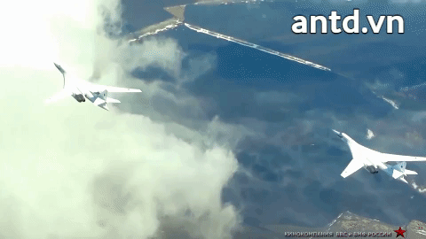 Sáng 1/2/2020, hai máy bay ném bom chiến lược siêu âm Tu-160 Blackjack của Nga bất ngờ xuất hiện trong khu vực nhận dạng phòng không của Mỹ và Canada.
