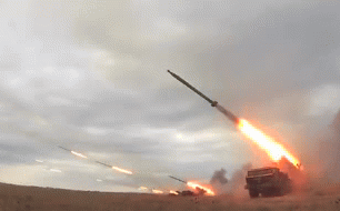 Không có con số cụ thể về thiệt hại về vật chất nhưng nguồn tin này cho biết, có ít nhất 7 binh sĩ Saudi và lực lượng được hậu thuẫn thiệt mạng cùng nhiều người khác bị thương ở mức độ khác nhau.