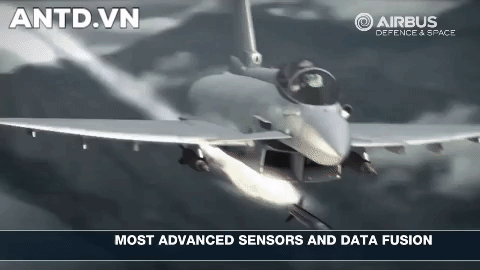 Đây cũng là chiếc máy bay chiến đấu hiện đại duy nhất được sản xuất trên 4 dây chuyền khác nhau.