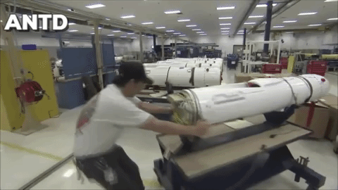 Tên lửa chống hạm AGM-84 Harpoon của hãng Boeing luôn là một trong những thứ vũ khí đáng sợ đối với tàu chiến của đối thủ.