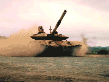 Phiên bản này có khả năng bảo vệ động năng chống lại đạn pháo hóa học và xuyên giáp.