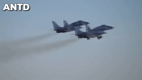 MiG-29SMT là phiên bản mới nhất trong gia đình tiêm kích MiG-29, chúng được Nga quảng bá có sức mạnh gấp 2,5 lần phiên bản tiền nhiệm.