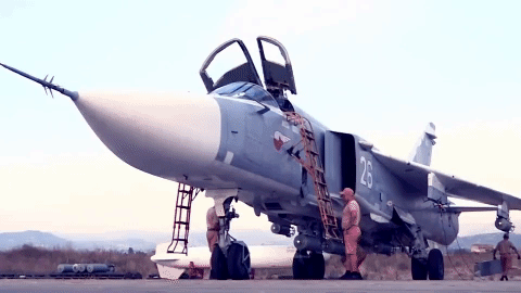 Các máy bay đang được Nga sử dụng ở Syria gồm chiến đấu cơ Su-24 và Su-25, Mi-24, Mi-28, Ka-52 và trực thăng vận tải Mi-8. Căn cứ vào tình hình, giới quan sát nhận định đó có thể là chiến đấu cơ Su-24.